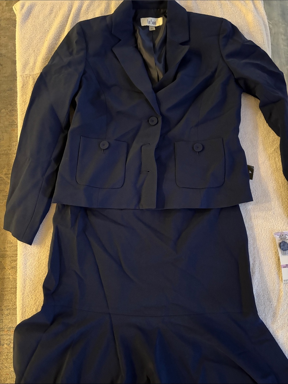 Le Suit Navy Two-Piece Women's Blazer and Skirt Set